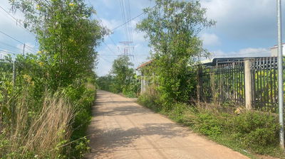Chủ Gửi lô đất Ấp 5 xã Vĩnh Tân, sát bên nhà VH, MT đường nhựa thông