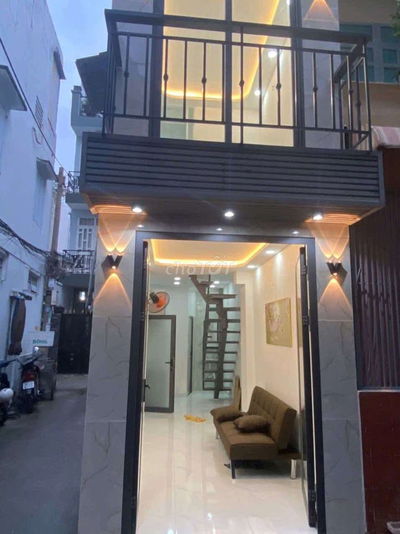 🏡 Bán nhà 3 mặt hẻm 136/ Nguyễn Thị Tần P2 Q8