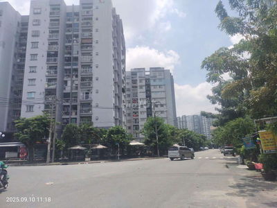 Cho thuê căn hộ 2 phòng ngủ gần Celedon tân phú giá rẻ