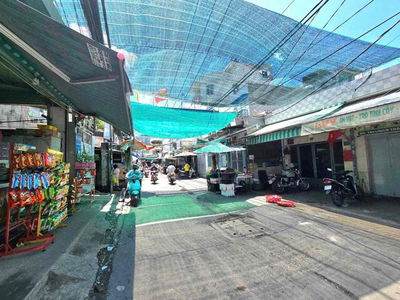 Bán 5 lô đất giá :9.95 tỷ và 5.95 tỷ . sổ hồng