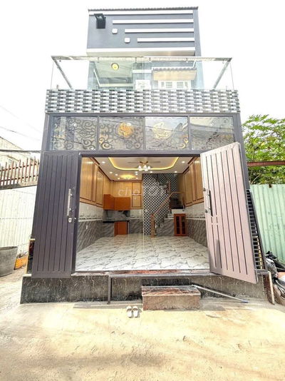 Bán căn nhà 3 tầng hẻm ôtô 1135, gần Chợ Phú Thuận