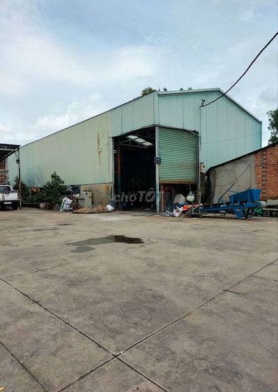 XƯỞNG 500m2 - 14tr ( TL) - Vĩnh Lộc B