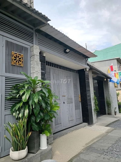 Bán nhà hẻm ô tô, 4x24m, 2 tầng, Gần Trường Chinh, 6.4 tỷ, quận 12