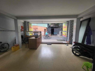 Cho thuê nhà mặt tiền nhánh LVK q12 240m 3PN kd moi ngành nghề xe tải