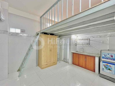trống sẵn phòng gác full nội thất  gần KCX, UFM