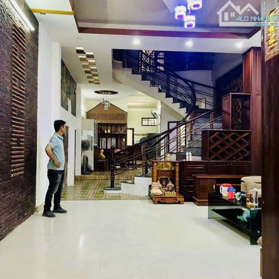 💥NHÀ 3 TẦNG – MT KINH DOANH KHÚC HẠO – 100M² NGANG 5M – GIÁ CHỈ NHỈNH 11 TỶ 🌹🍀