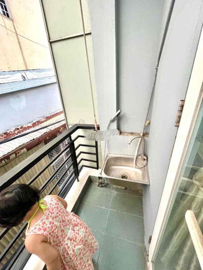 Cho thue nhà NC đường Đất Thánh,2lầu-dt:5x,nội thất đầy đủ,q.Tbinh