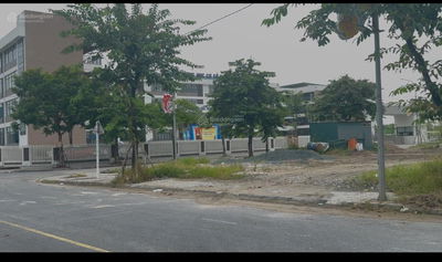 Khu đô thị Nguyên Khê, cạnh lô góc, mặt tiền 12,5m