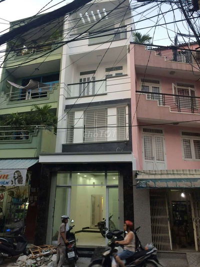 Kèo thơm  bán nhà 0 đồng ngay đầm sen 107 m2,4 tầng, 7tyx