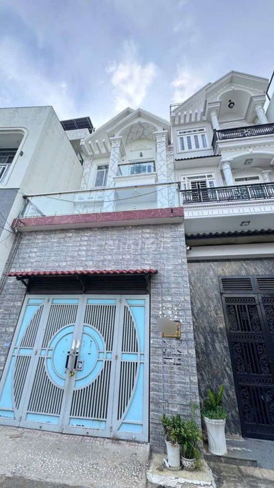 Nhà diện tích 5x20m đúc 3 lầu, đường 6m hẻm 885 Nguyễn Ảnh Thủ