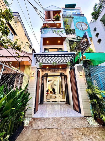 Bán nhà đường Phan Đình Phùng, Phú Nhuận. 4 Tầng 4PN 5WC.Full nội thất
