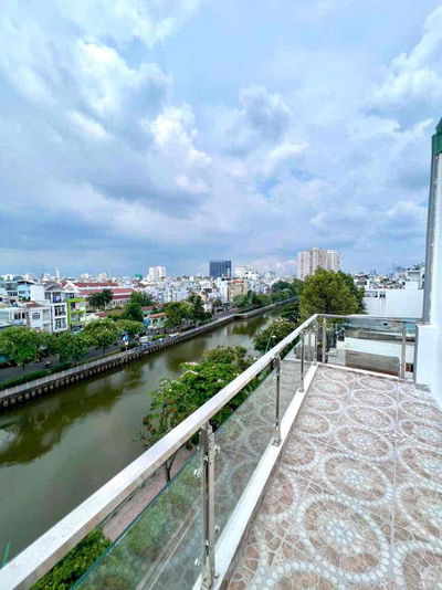 STUDIO BAN CÔNG 35m2 VIEW SỊN MẶT TIỀN HOÀNG SA- Q3. GIẢM SẬP SÀN