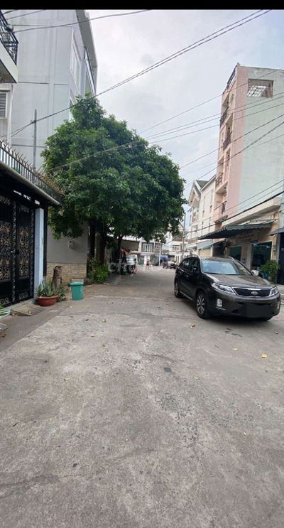 Gần chợ Tân Hương - Hẻm oto - 56m2- 4mx14m - 2 tầng- Giá 7,3 Tỷ