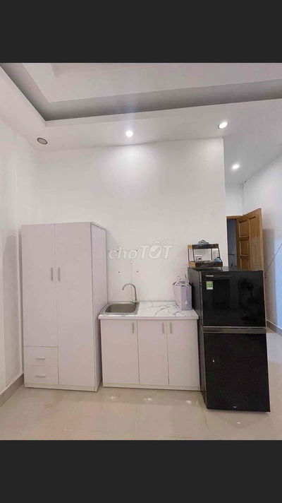 CHDV 24m2 tại 385 Nguyễn Sơn, mới sạch đẹp