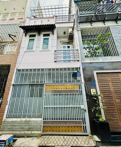 BÁN NHÀ HẠNG CẤP 2 - 4x10 - 3 TẦNG BTCT - Q.TÂN PHÚ - KHU VIP CELADON