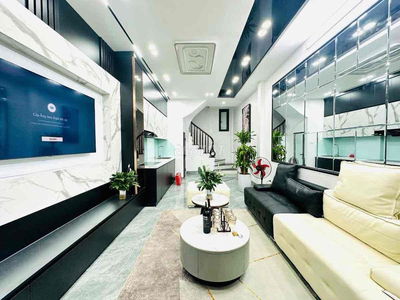 🔥BÁN NHÀ CẦU GIẤY - GẦN HỒ TÂY - NHÀ ĐẸP DÂN XÂY - 5 TẦNG 35M