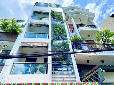 VƯỜN LÀI – NHÀ ĐẸP 5 TẦNG - DT: (4.5x16) – HXH – NỘI THẤT CAO CẤP