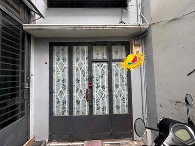 cho thuê nhà hẻm Phan xích long 3,5x6.5: 2 lầu giá 6tr