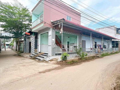 Bán gấp dãy trọ lô góc 2mt ấp 1 sông trầu cũ(ấp9 xã Trảng Bom mới)2ty4