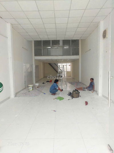 Cho thuê nhà 5x20, có gác 40m2, dtsd 140m2 gần Vành Đai Tây P.Ak Q.2