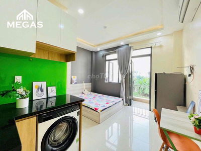 CHO THUÊ CĂN HỘ STUDIO BAN CÔNG CÓ MÁY GIẶT RIÊNG NGAY TRUNG TÂM Q3