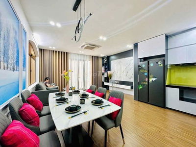 Đống Đa - Khâm Thiên - Ngõ rộng - 62m - 4 Tầng -4 PN - 13,5 tỉ.