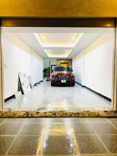 chính chủ bán nhà 7 tầng x 60m2 , số 11 ngõ 101 phố trạm , thang máy