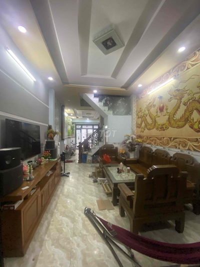 Nhà 103M2 đường xe 7 chỗ, 6 Phòng ngũ 7WC khu Tên Lửa