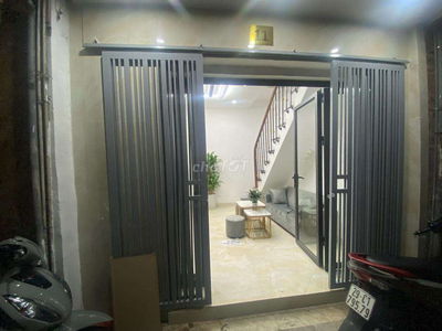 BÁN NHÀ PHỐ NGUYỄN CAO , NGÕ THÔNG , KINH DOANH NHỎ , NGÕ 3 GÁC ĐỖ CỬA