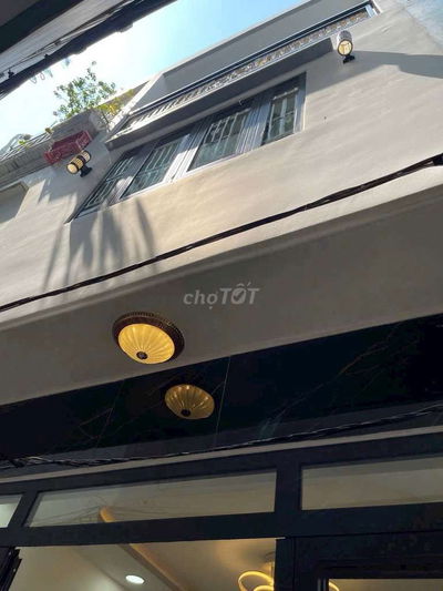 Bán nhà Huyện Nhà Bè và Thửa lô đất đẹp - Pháp lý chuẩn - Giá tốt