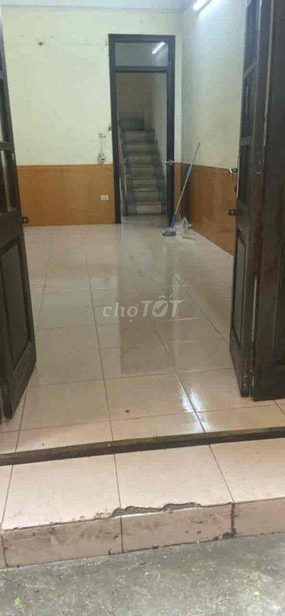 Cho thuê cả nhà 30m2,3 tầng