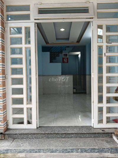 Cho thuê nhà lầu hẻm xe hơi