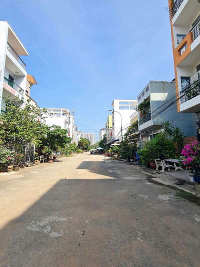 Bán Lô đất 79.5m2, 4x20, mặt tiền đường 16m, sát Đ. Nguyễn Duy Trinh
