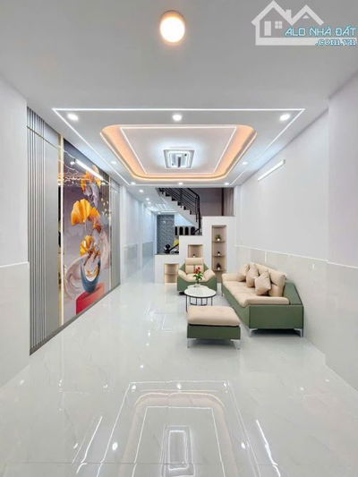 bán căn đang cho thuê 14tr ngay 18E, Cộng Hòa, Tân Bình. Giá: 2 tỷ 612tr/ 63m2, Sổ riêng