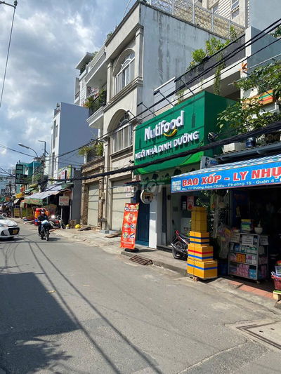 Bán gấp nhà mặt tiền đường Xóm Chiếu, phường Xóm Chiếu, Quận 4