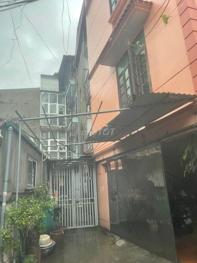 NHƯỢNG GẤP 2 PHÒNG TRỌ ĐIỀU HÒA, MỖI PHÒNG GIẢM 500K Ở 70 VĂN TRÌ