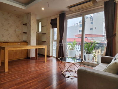 Cho thuê studio 45m2 Tôn Thất Thiệp full đồ có ban công, giá 8,5 triệu