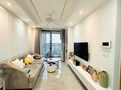 Bán căn hộ 2 phòng ngủ 2WC. chung cư Botanica Premier. gần sân bay TSN