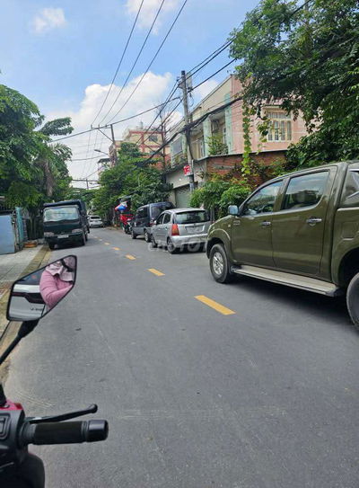2 Lô đất mặt tiền đường nhựa HT26 gần bến xe bus Hiệp Thành tiện KD