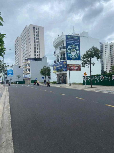 Bán Nhà 3 Tầng Giá 12.5 tỷ - mặt đường Thích Quảng Đức- Phước Hải