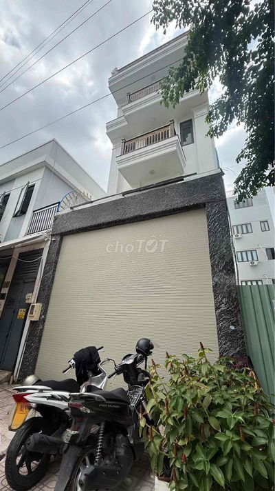 NHÀ MỚI NGUYÊN CĂN HẦM 4L ĐẸP LUNG LINH PHÙ HỢP Ở + VP