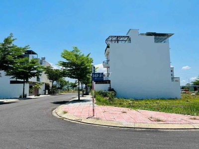 Bán Đất Tái Định Cư Ngay VSIP3, BD. SHR 80m2 (Giá 890tr