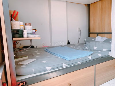 👉 KTX Sang Xịn Thang Máy Ngay Cầu Kinh Thanh Đa