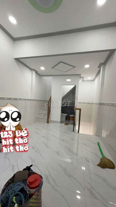Bán nhà Q6 đường Hậu Giang ngay phố ẩm thực DTSD 64m2 2,4 Tỷ