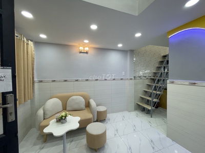 SÁT HẼM OTO - NHÀ MỚI - 3 TẦNG - ĐẦY ĐỦ CÔNG NĂNG - NHỈNH 2 tỷ