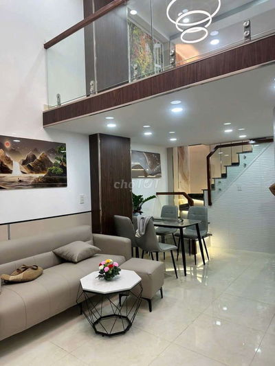 BÁN NHÀ 3 TẦNG ĐỦ CÔNG NĂNG MỚI TOANH ĐƯỜNG NGUYỄN VĂN LƯỢNG GÒ VẤP