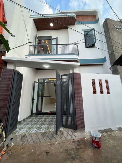 BÁN NHÀ 1 TRÊTH 1 LẦU GẦN CHỢ ĐỒN