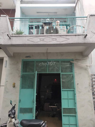 Cho thuê nhà ở và kinh doanh tự do mặt tiền đường Lạc Long Quân, Q11