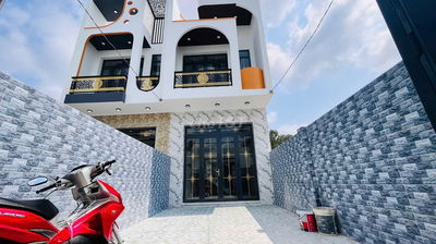 Nhà đường xe hơi 4 chỗ 84m2, 4pn, ngay ngã 3 Tân Kim, Ql 50