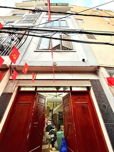 Cần bán gấp nhà Hồ Tùng Mậu , Cầu Giấy, diện tích:30m2 x 4 tầng, 8 tỷ